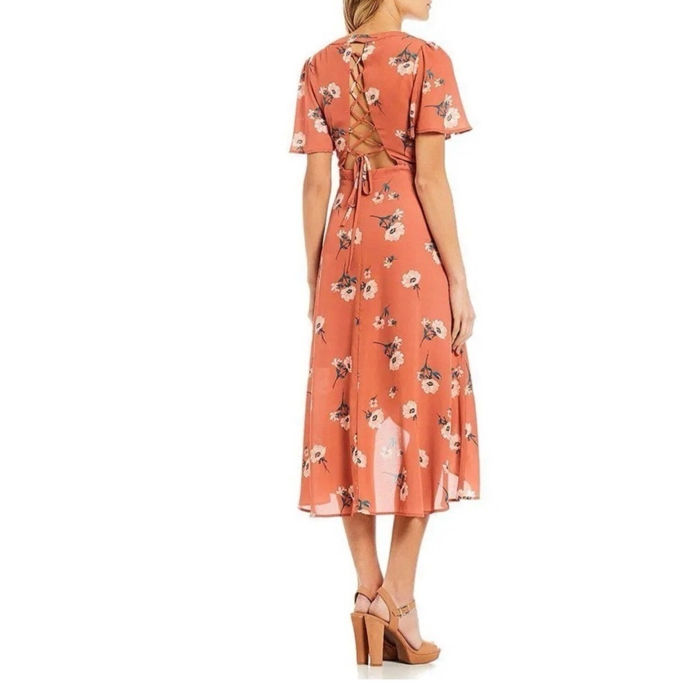 June & Hudson Floral spring Wrap Hi-Low Lace-Up Back bold print vacation dress - Picture 2 of 8